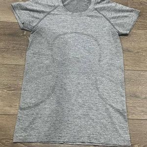 Lululemon swiftly 2.0 - GRAY
